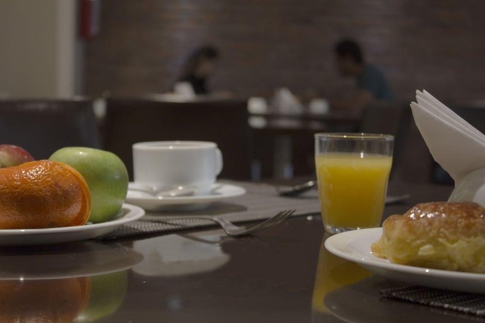 Regency Golf - Hotel Urbano Montevideo Eksteriør bilde